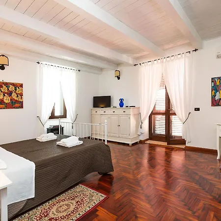 Carolina Villa
