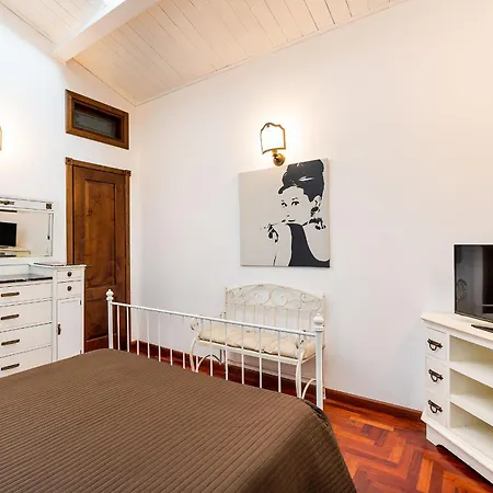 Carolina Villa