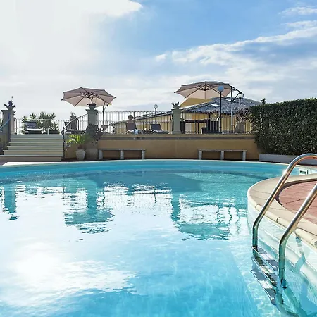 Villa Carolina *